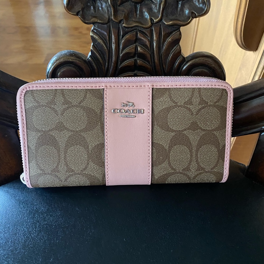 Coach Accordion Zip Wallet